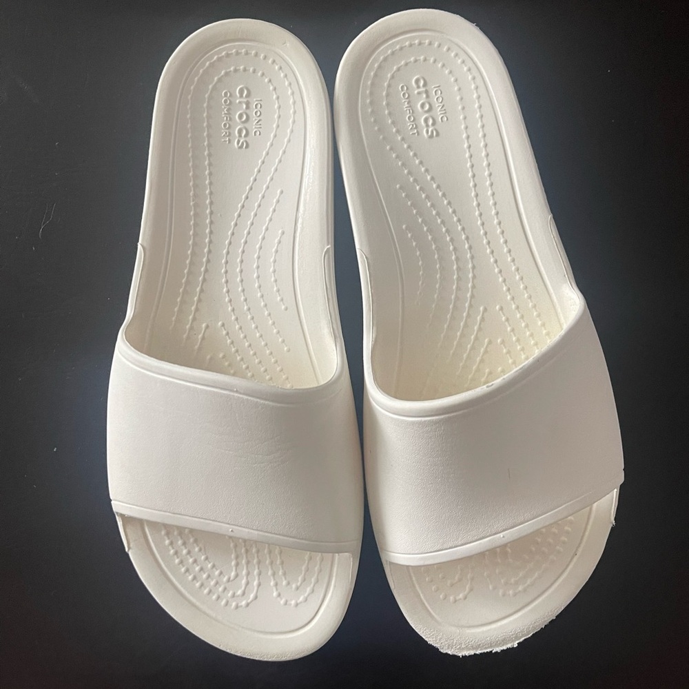 Crocs Sloane Slide Iconic Comfort White Sandal women’s size 5